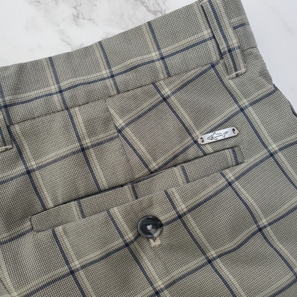Greg Norman Tasso Elba Plaid Performance Golf Shorts Men's 32 - Picture 7 of 11